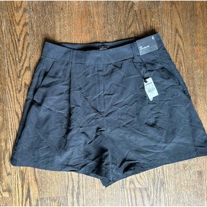 Express high rise short